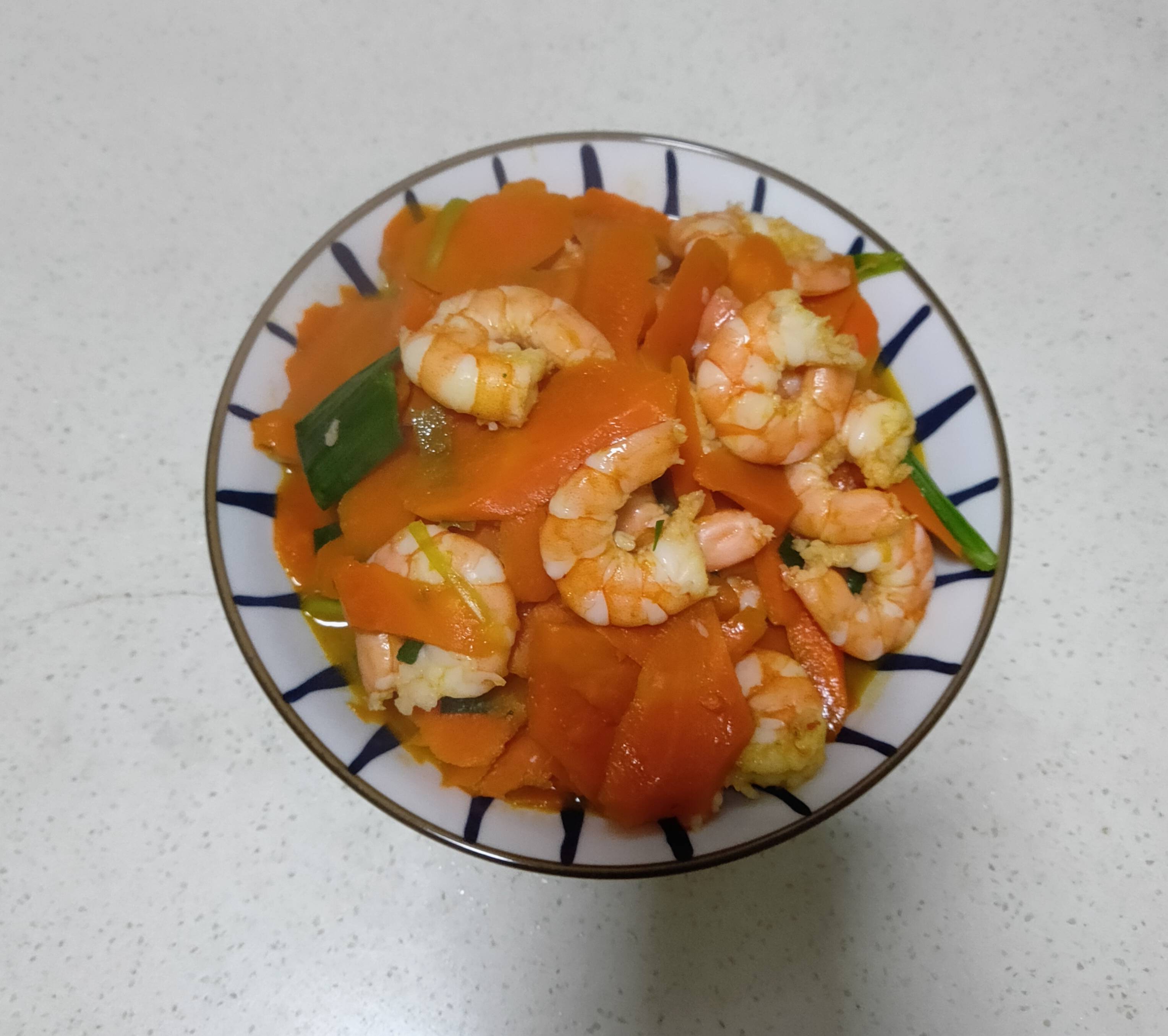 胡蘿卜炒蝦仁的做法-咸鮮味炒菜譜-易網健康養生網 胡蘿卜炒蝦仁的做法-咸鮮味炒菜譜