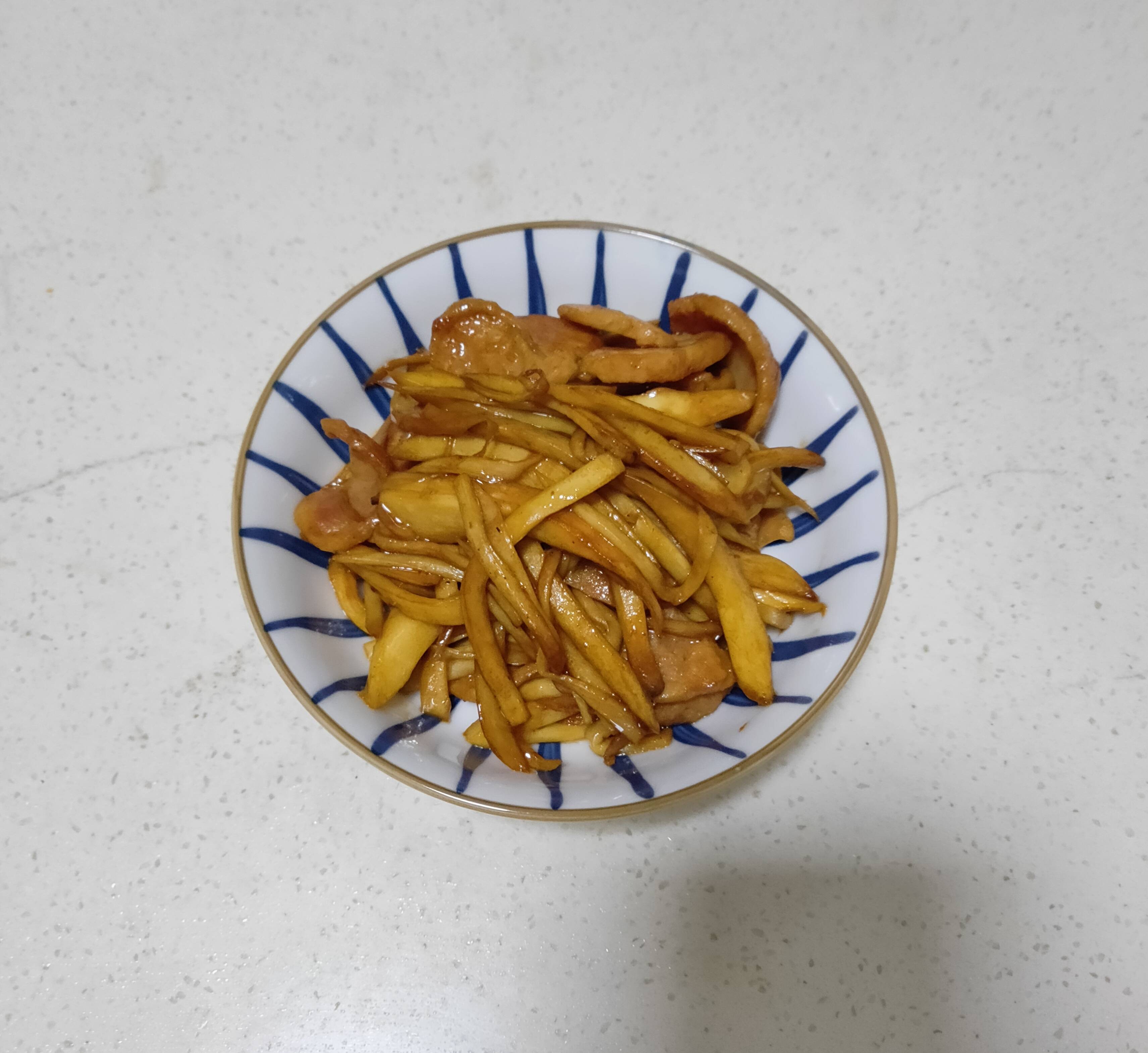 杏鮑菇炒肉腸的做法-咸鮮味炒菜譜-易網(wǎng)健康養(yǎng)生網(wǎng) 杏鮑菇炒肉腸的做法-咸鮮味炒菜譜