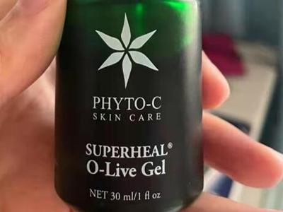 油皮痘肌用什么精華液？這四款溫和好用不傷膚能美白