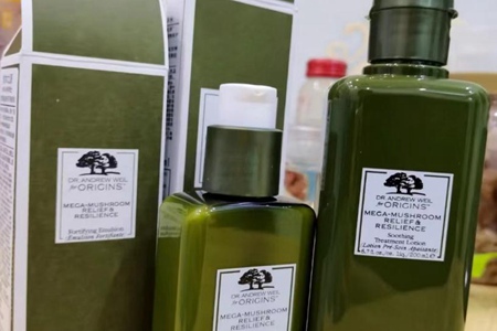 夏天適合用什么護膚品 這份最全養好皮膚秘籍建議收藏-易網<a href=http://www.jjkd2019.cn/ target=_blank class=infotextkey>健康養生</a>網 夏天適合用什么護膚品 這份最全養好皮膚秘籍建議收藏