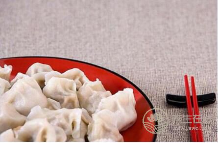 冬至適合吃哪些食物？吃哪些餡的餃子更好？