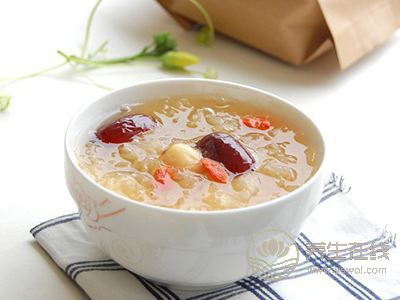 夏天太難熬，三款藥膳潤肺補脾