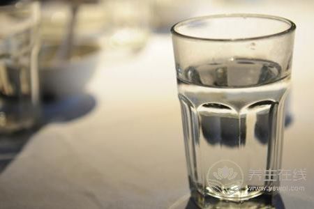 谷雨節(jié)氣我們?cè)撟⒁馐裁词马?xiàng)呢?