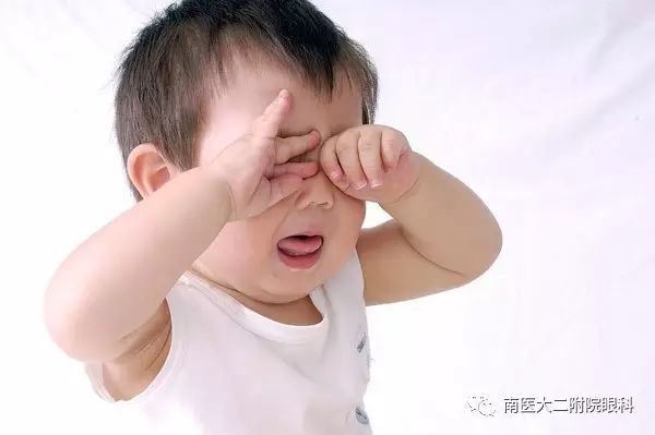 兒童弱視的四點癥狀