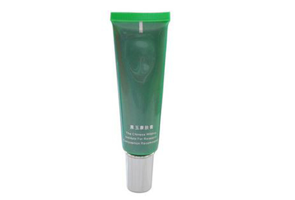去疤痕最好的十大藥膏?淡化舊疤痕最好的藥膏-易網(wǎng)健康<a href=http://www.jjkd2019.cn/jkys/ target=_blank class=infotextkey>養(yǎng)生</a>網(wǎng) 去疤痕最好的十大藥膏?淡化舊疤痕最好的藥膏