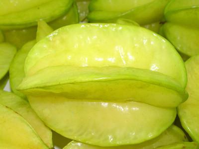 陽桃學(xué)名：陽桃，英文：Carambola